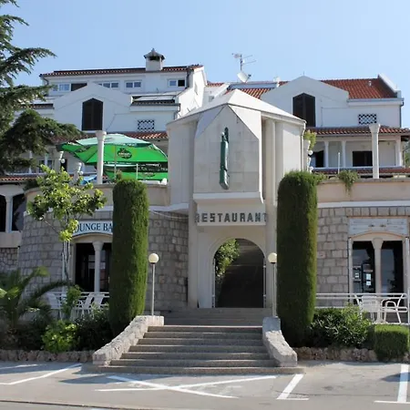 Triple Starigrad 3335c 3* Starigrad Paklenica