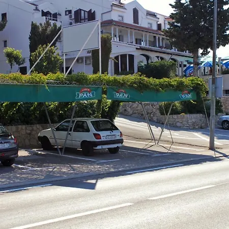 Affittacamere Triple Starigrad 3335c 3*